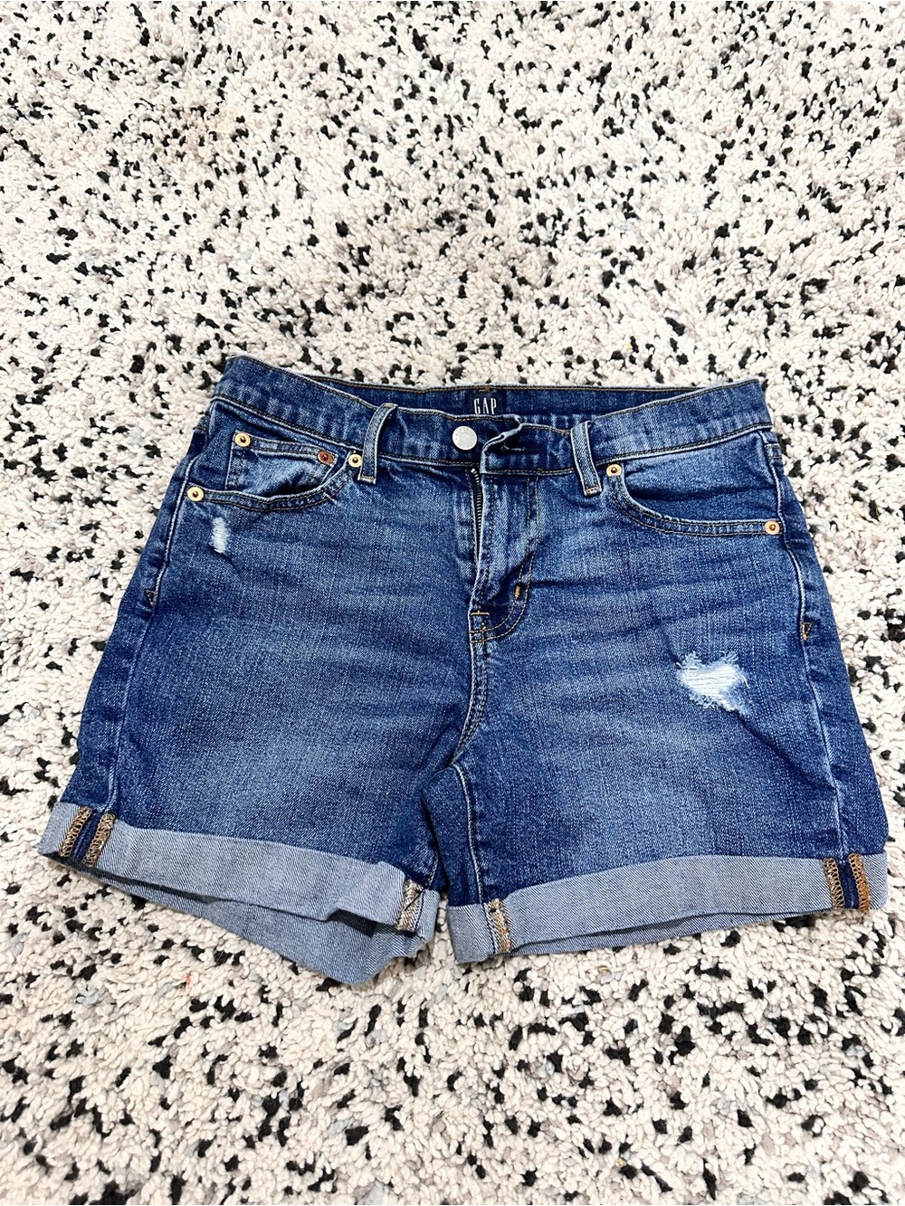 GAP Dark Blue Distressed Denim Roll-Cuff Shorts size 27, length 13”
